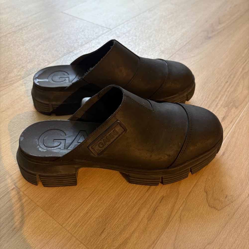 Ganni Black Rubber Clog